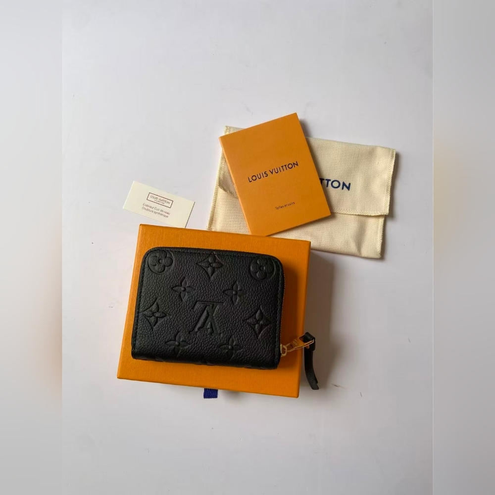 Louis Vuitton Black Zippy Coin Purse - Picture 2 of 8